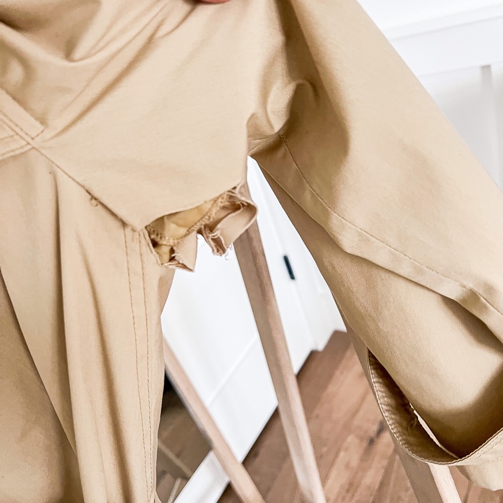 VINTAGE ⚡️ Bonwit Teller neutral trench coat - Picture 5 of 5
